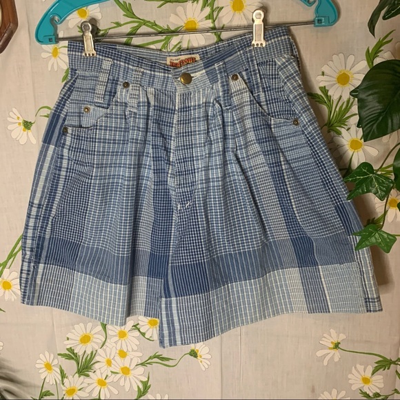 Vintage blue gingham patch high waist mom shorts - Picture 5 of 9